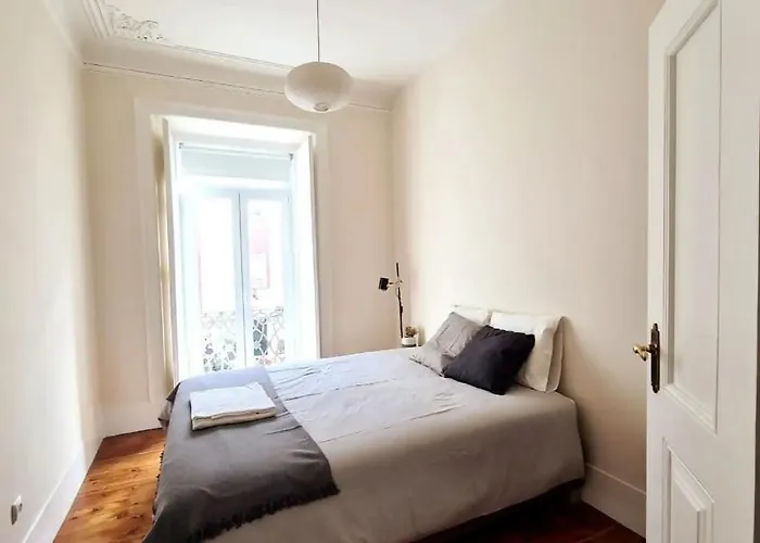 Design Flat, Luxury, 7 People, Pool Garden Лиссабон